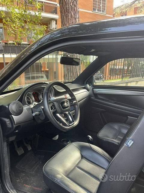 Usata Ligier JS50 90 CV (66 kW) 2022 Nero Utilitaria