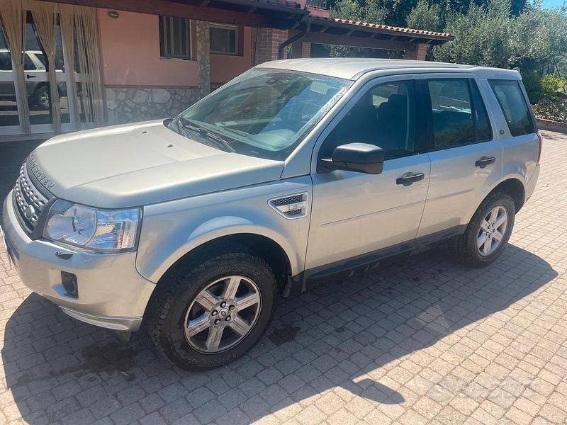Usata 2012 Land Rover Freelander 2 S SUV | 12.500 € (Molto cara) - Immagine 1/4