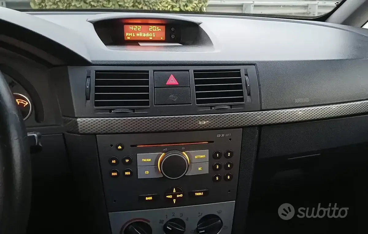 Usata Opel Meriva 75 CV (55 kW) 2008 Grigio Monovolume