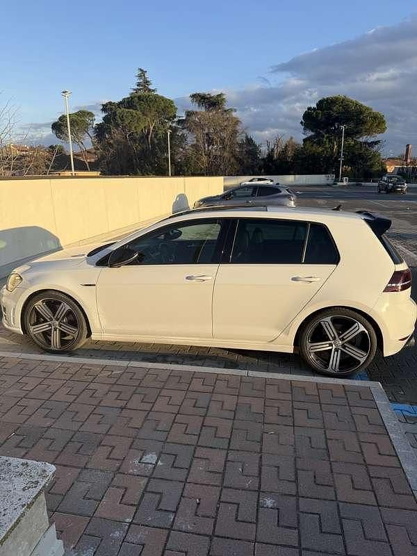 Usata VW Golf VII R 300 CV (220 kW) 2016