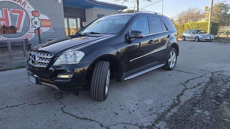 Usata Mercedes ML350 Chrome 231 CV (169 kW) 2011 SUV