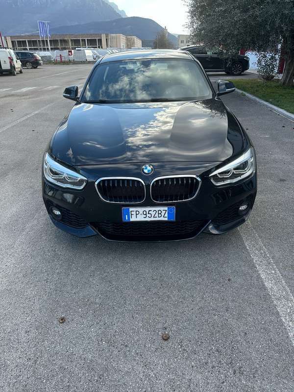 Usata BMW 116 M Sport 116 CV (85 kW) 2018 Nero Utilitaria