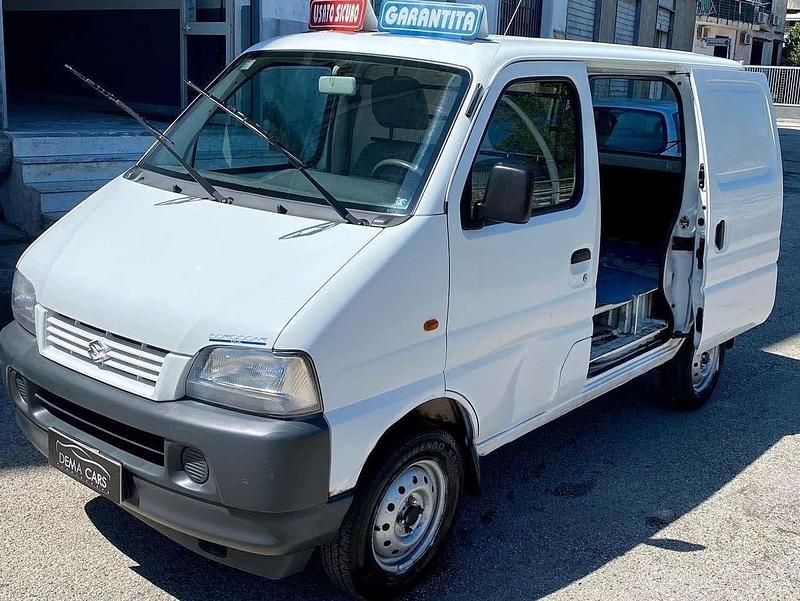 Usata Piaggio Porter 77 CV (56 kW) 2004 Bianco Furgone