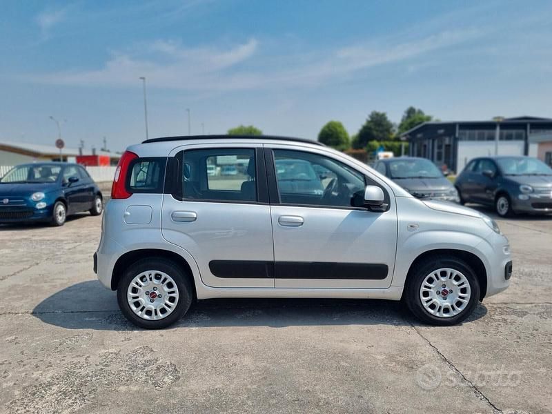 Usata Fiat Panda Lounge 69 CV (50 kW) 2019 Grigio Utilitaria
