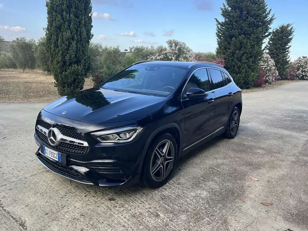 Usata Mercedes GLA200 150 CV (110 kW) 2020 SUV