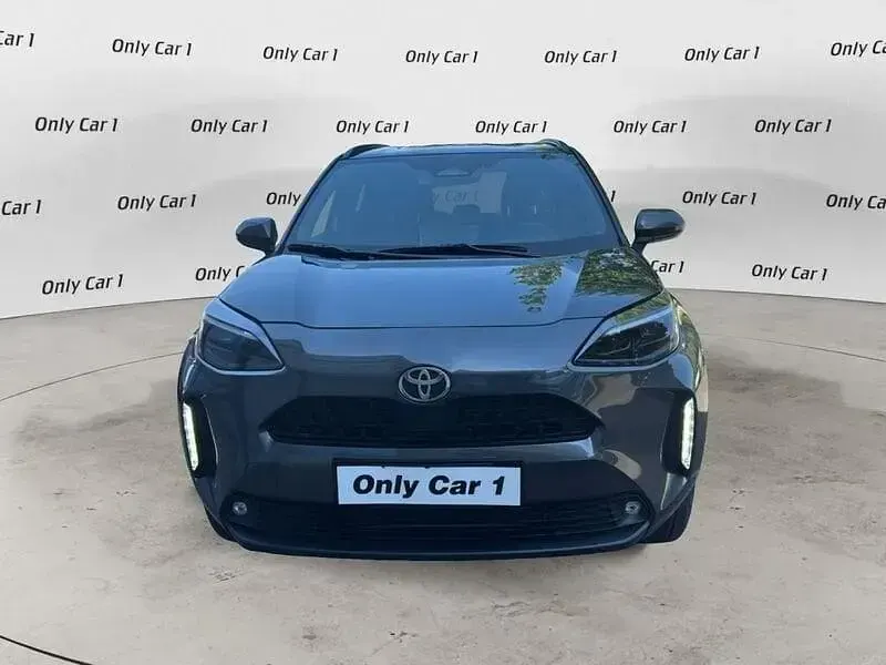 Nuova Toyota Yaris Cross Trend 130 CV (95 kW) 2026 Grigio SUV