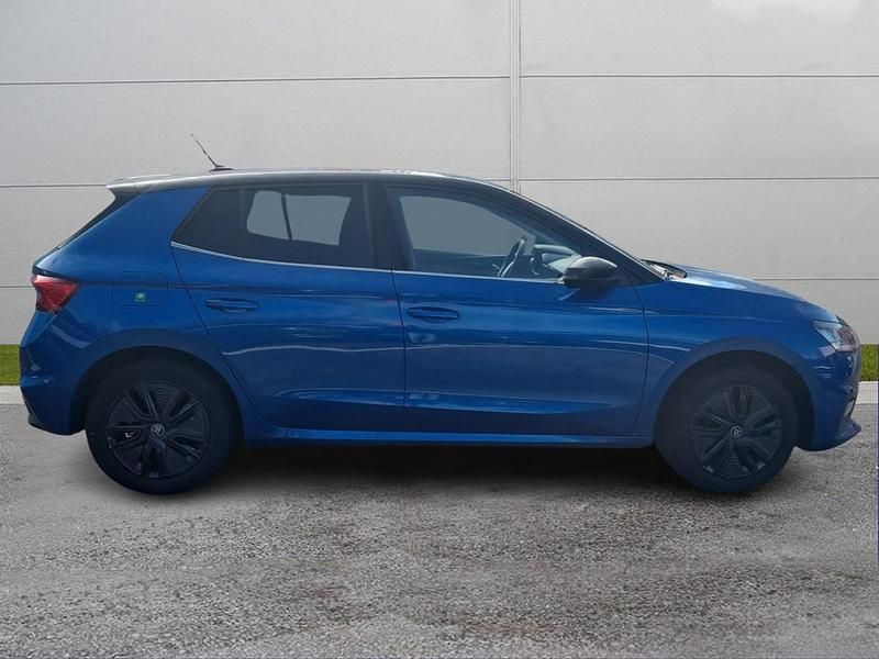 Usata Skoda Fabia 129 CV (94 kW) 2025 Blu race metallizzato nero tulipano perlato Utilitaria