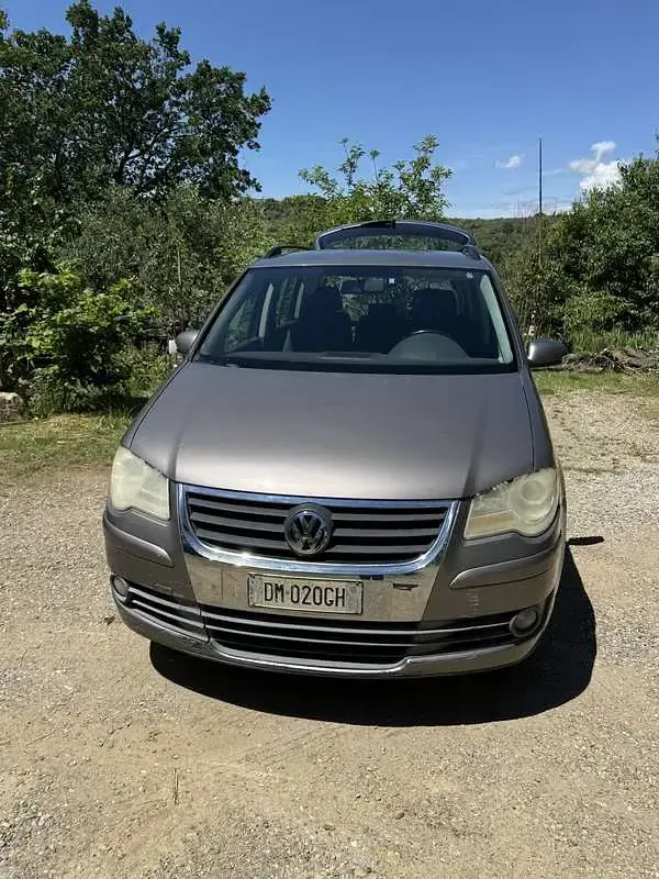 Usata VW Touran Trendline 140 CV (102 kW) 2008 Monovolume