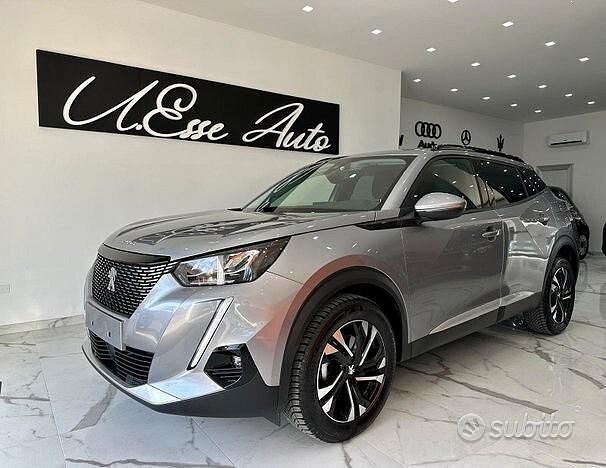 Grigio Usata 2021 Peugeot 2008 Allure SUV | 16.490 € (Ottimo prezzo) - Immagine 1/4