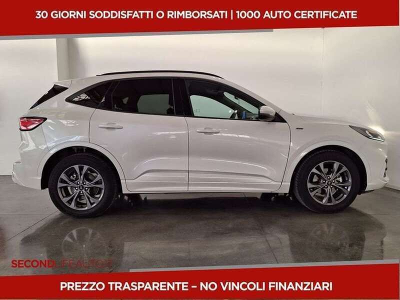 Usata Ford Kuga ST-Line 225 CV (165 kW) 2022 Bianco SUV