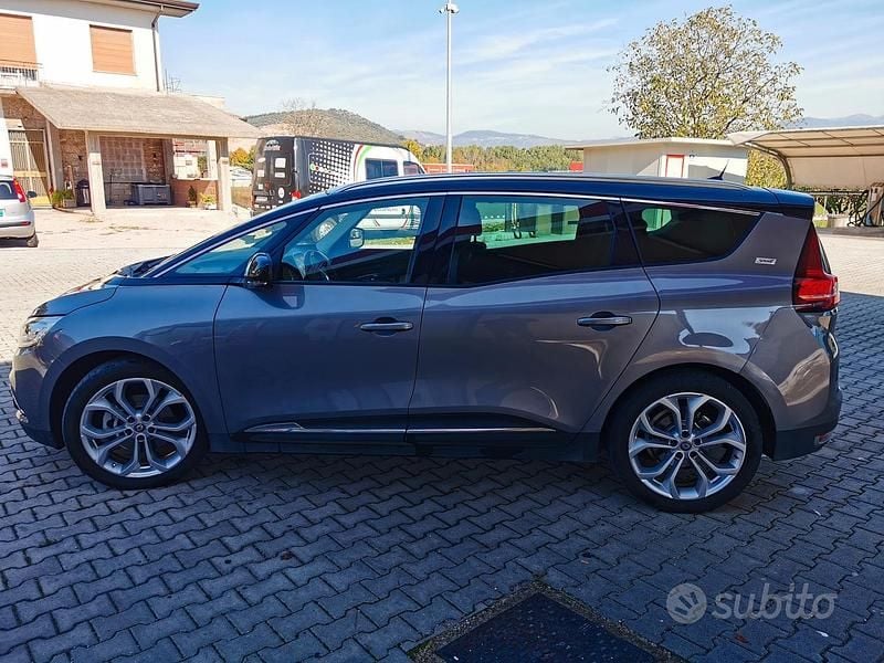 Usata Renault Grand Scénic IV 120 CV (88 kW) 2019 Grigio Monovolume