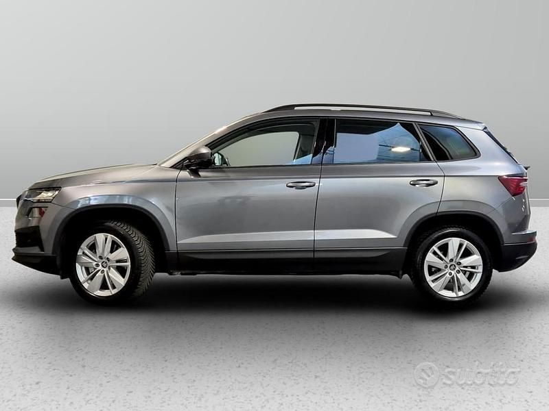 Usata Skoda Karoq Executive 150 CV (110 kW) 2025 Grigio graphite metallizzato SUV