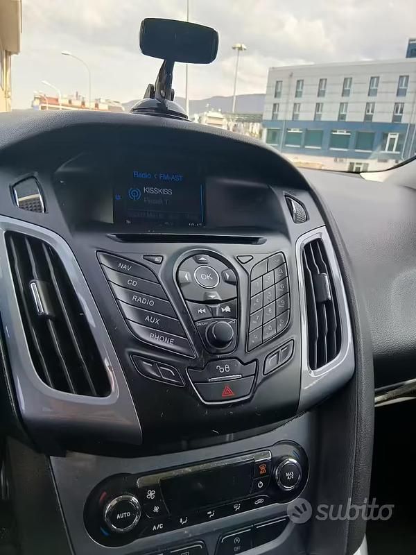 Usata Ford Focus 2011 Grigio Station wagon