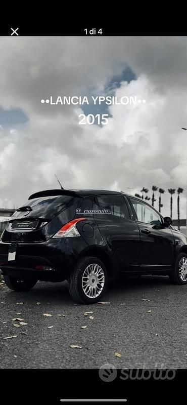 Usata Lancia Ypsilon 85 CV (62 kW) 2015 Nero Utilitaria