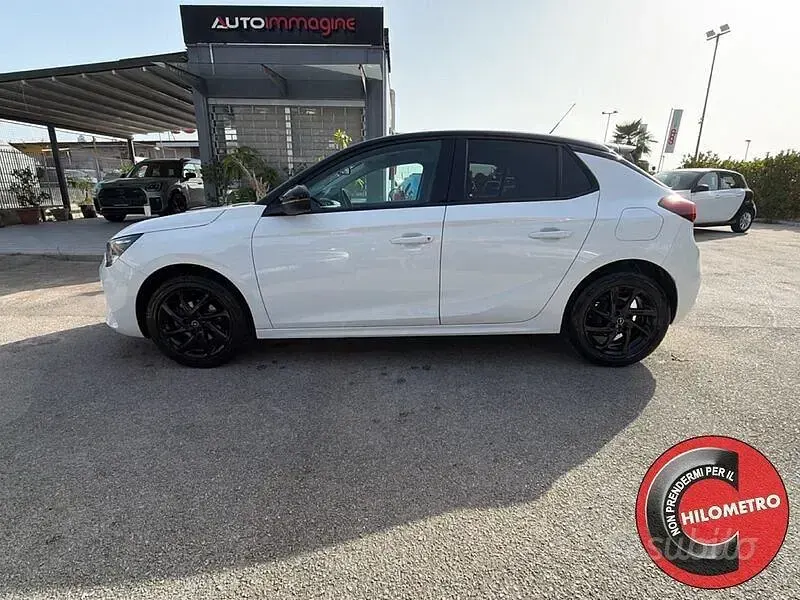 Usata Opel Corsa GS Line 100 CV (73 kW) 2023 Bianco Utilitaria