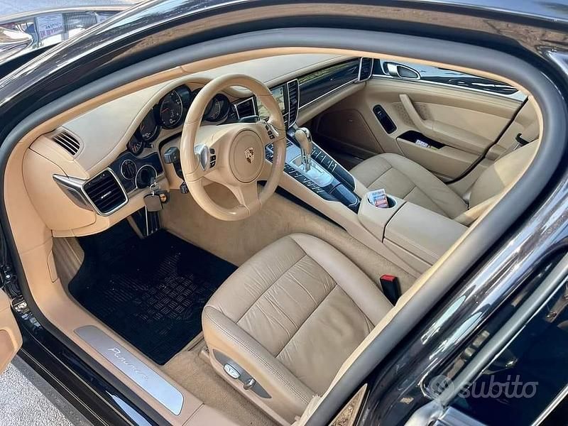 Usata Porsche Panamera Sport 250 CV (183 kW) 2012 Nero Berlina