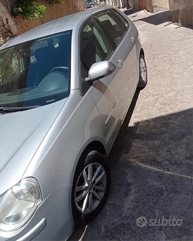 Usata VW Polo 85 CV (62 kW) 2009 Grigio Berlina