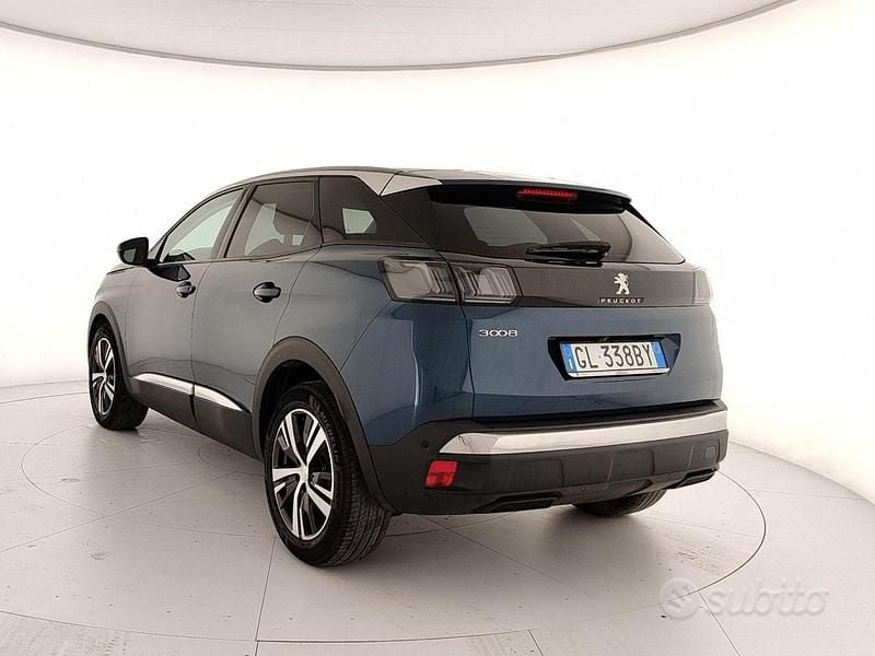 Usata Peugeot 3008 Allure 131 CV (96 kW) 2022 Blu SUV