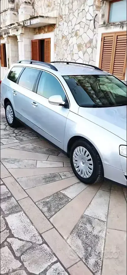 Usata VW Passat 136 CV (100 kW) 2009 Grigio Station wagon