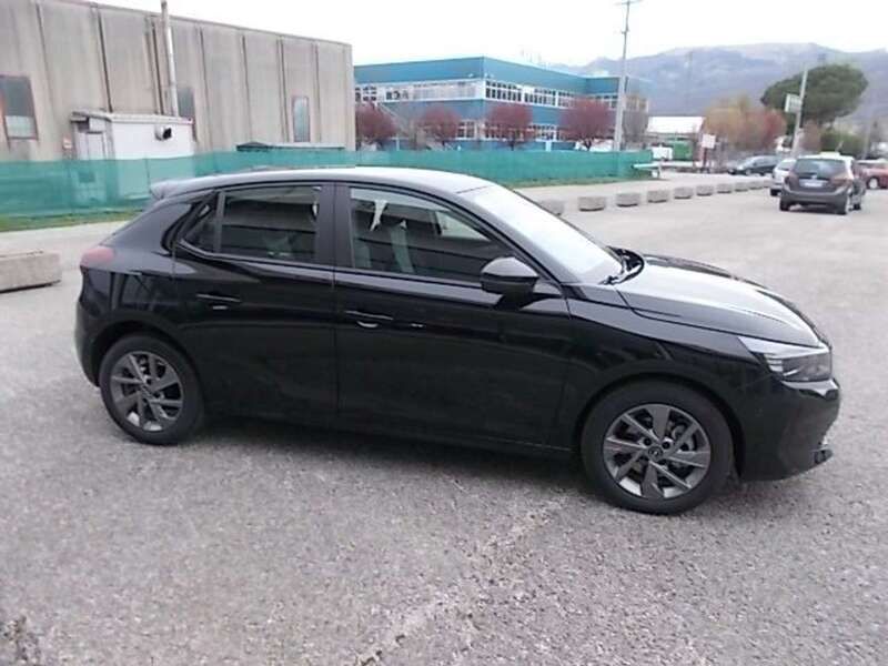 Usata Opel Corsa Edition 101 CV (74 kW) 2024 Nero Berlina