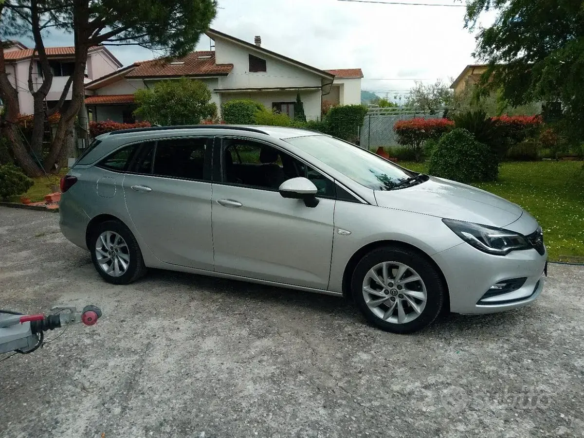 Usata Opel Astra 90 CV (66 kW) 2019 Grigio Station wagon