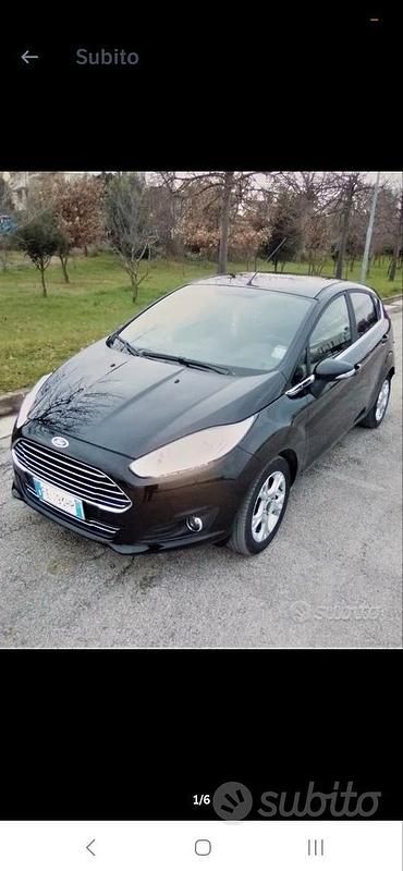 Usata Ford Fiesta Titanium 75 CV (55 kW) 2016 Nero Utilitaria