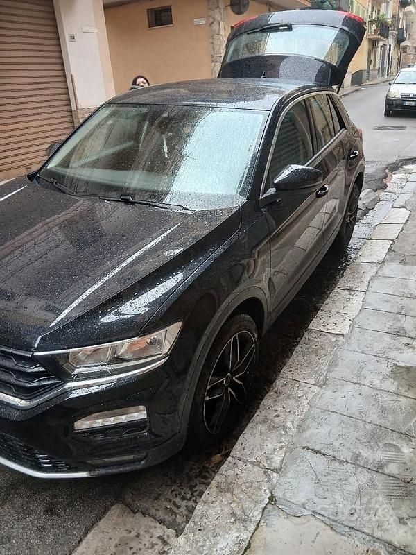 Usata VW T-Roc 2019 Nero SUV