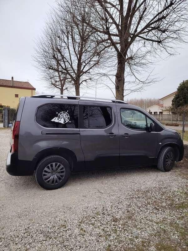 Usata Peugeot Rifter Allure 102 CV (75 kW) 2020 Monovolume