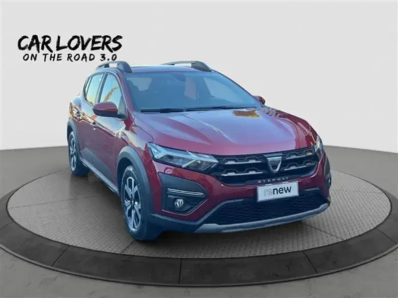 Begagnad Dacia Sandero Comfort 101 HK (74 kW) 2022 Röd Halvkombi