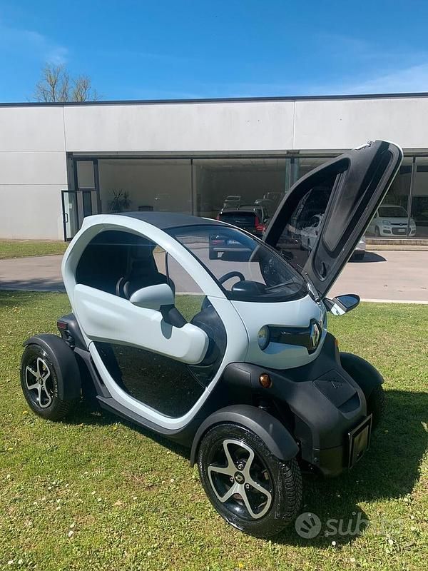 Usata Renault Twizy 13 kW (18 CV) 2020 Bianco Utilitaria