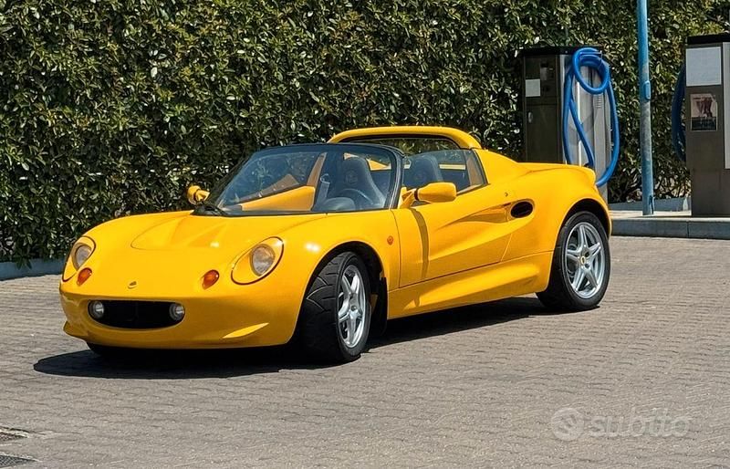 Usata Lotus Elise 121 CV (88 kW) 1998 Giallo Cabrio
