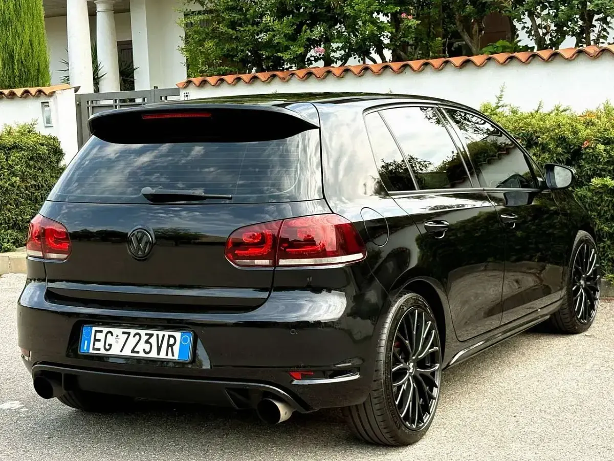 Usata VW Golf VI GTI 211 CV (155 kW) 2011 Nero Utilitaria