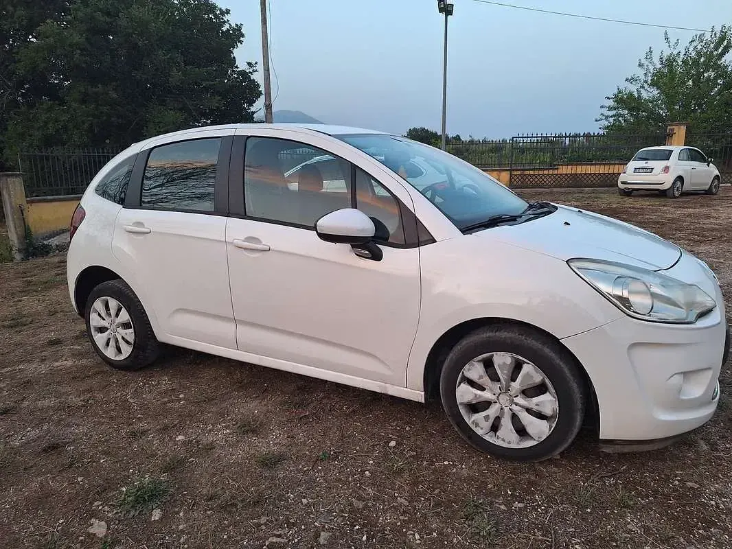 Usata Citroën C3 Exclusive 68 CV (50 kW) 2014 Berlina