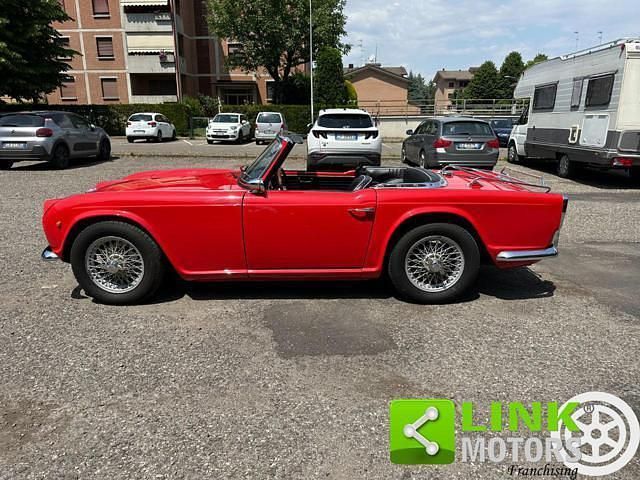Usata Triumph TR4 99 CV (72 kW) 1965 Rosso Cabrio