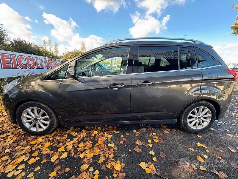 Usata Ford C-MAX Titanium 120 CV (88 kW) 2016 Grigio Monovolume