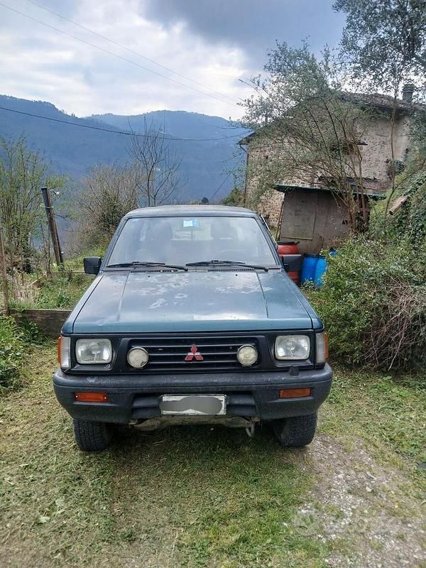 Usata Mitsubishi L 1996 Verde SUV