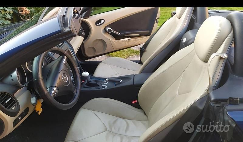 Usata Mercedes SLK200 2006 Blu Cabrio