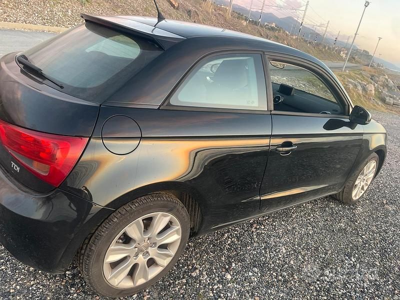 Usata Audi A1 90 CV (66 kW) 2011 Nero Utilitaria
