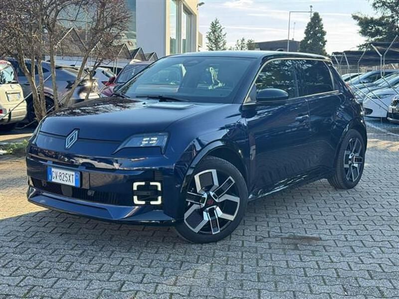 Usado Renault 5 E-Tech Iconic 110 kW (150 CV) 2024 Azul