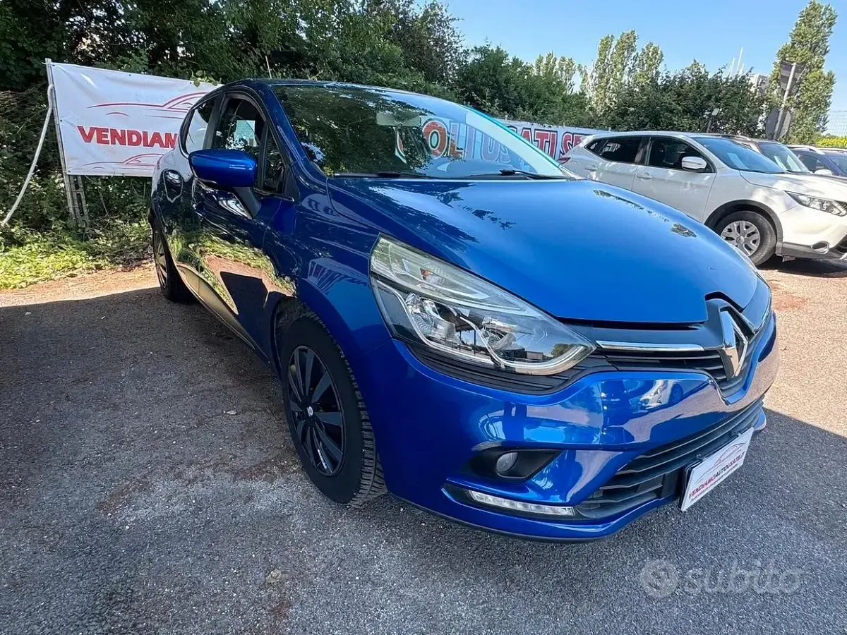 Usata Renault Clio IV Intens 90 CV (66 kW) 2018 Blu Berlina