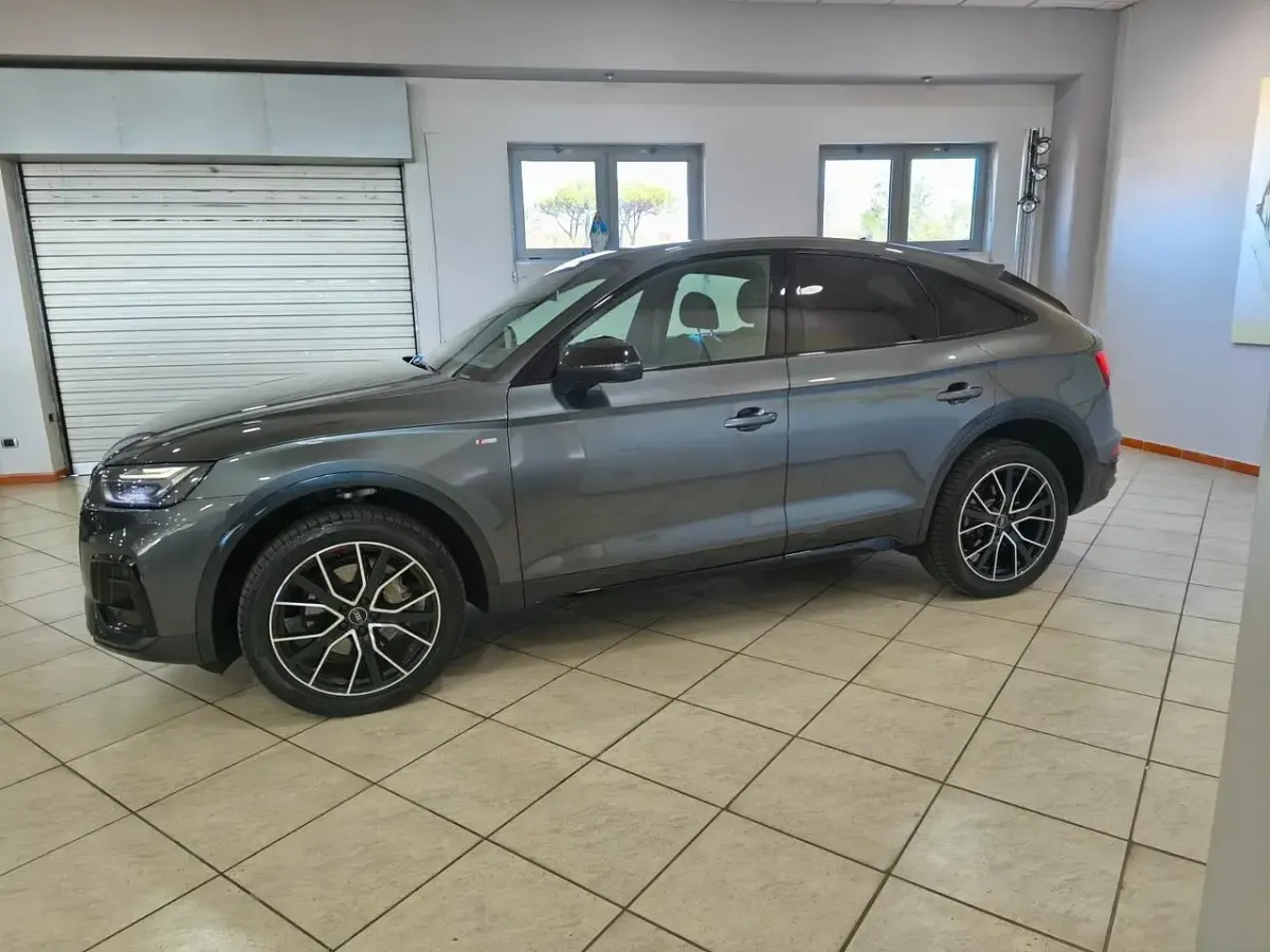 Usata Audi Q5 203 CV (149 kW) 2022 Grigio SUV
