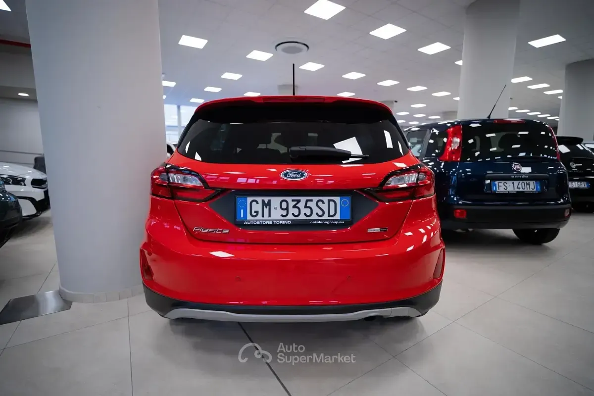 Usata Ford Fiesta Active 125 CV (91 kW) 2023 Grigio Utilitaria