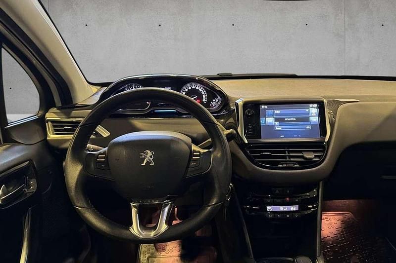 Usata Peugeot 208 S 82 CV (60 kW) 2013 Utilitaria