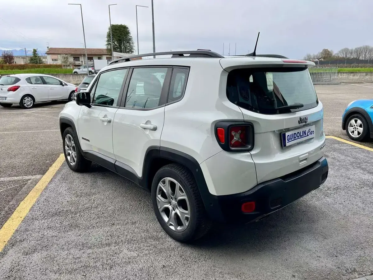 Usata Jeep Renegade Limited 120 CV (88 kW) 2019 Bianco SUV