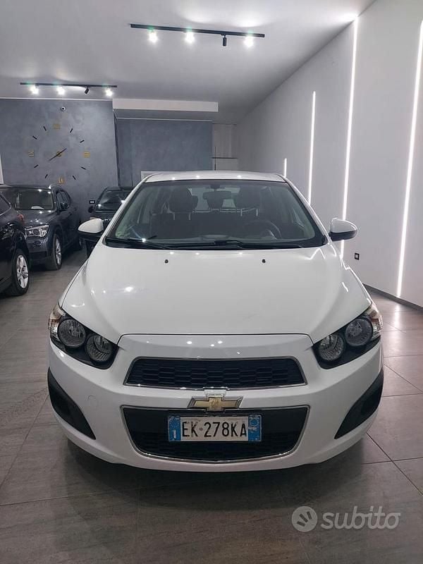 Usata Chevrolet Aveo LT 75 CV (55 kW) 2012 Bianco Berlina