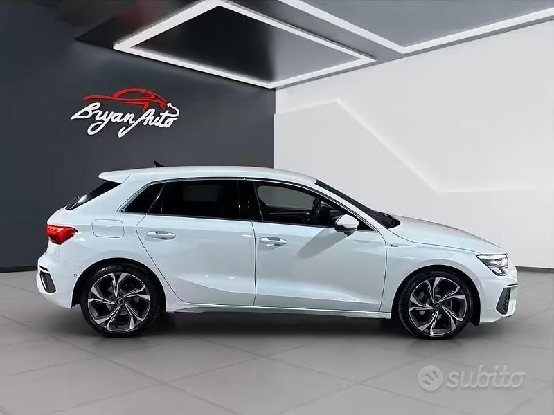 Usata Audi A3 Ambiente 116 CV (85 kW) 2023 Bianco Berlina