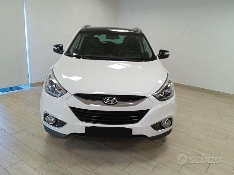 Usata Hyundai ix35 Xpossible 116 CV (85 kW) 2015 Bianco SUV