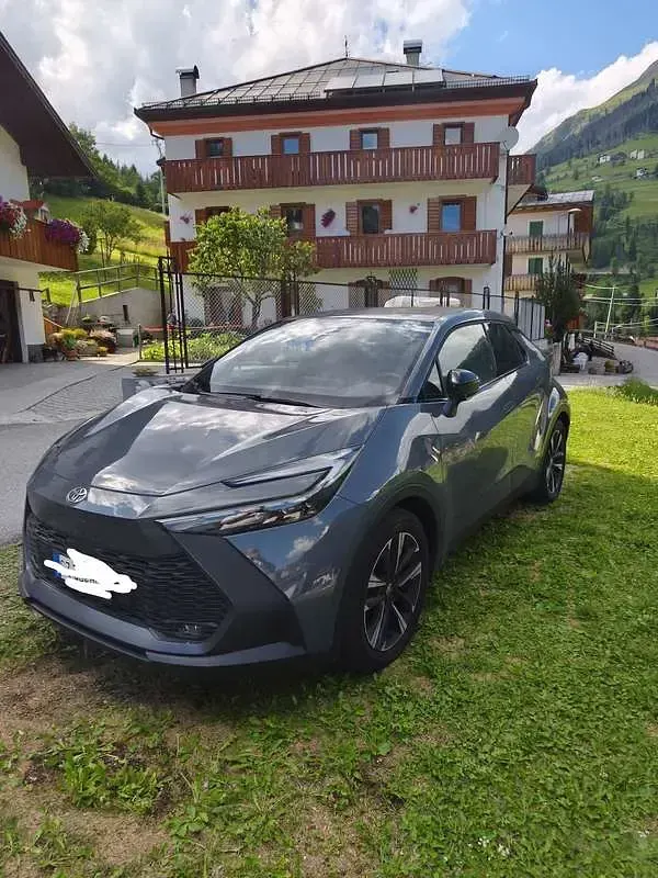 Usata Toyota C-HR Trend 98 CV (72 kW) 2025 SUV
