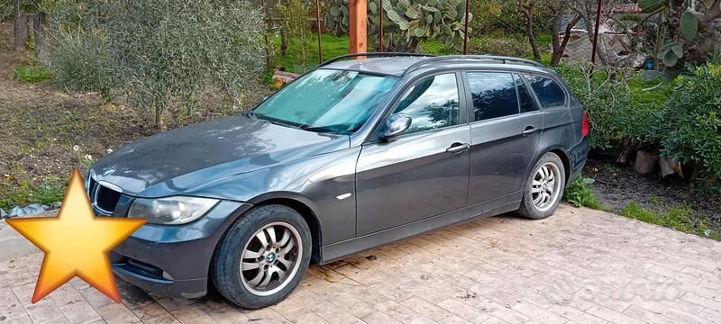 Usata BMW 320 Efficient Dynamics 2005 Grigio Station wagon