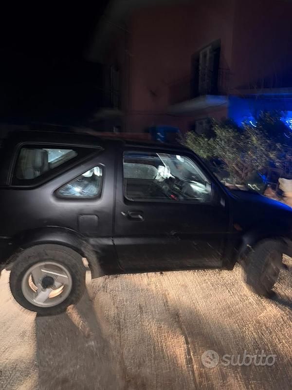 Usata Suzuki Jimny 2004 Nero SUV